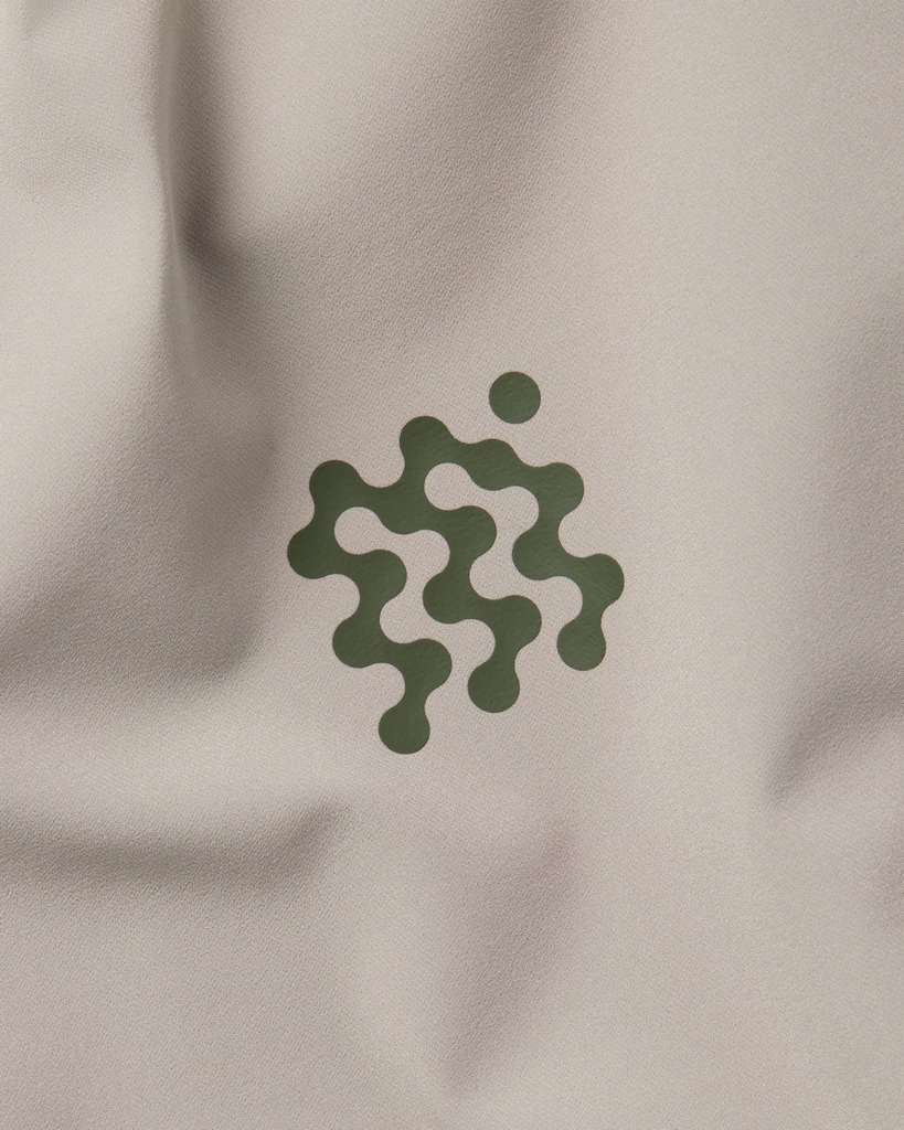 /GailesWindbreaker_SAND__DETAIL1_9b4dc7d1-0cc6-4635-84f8-e22c9c055c7d.jpg?v=1695288845