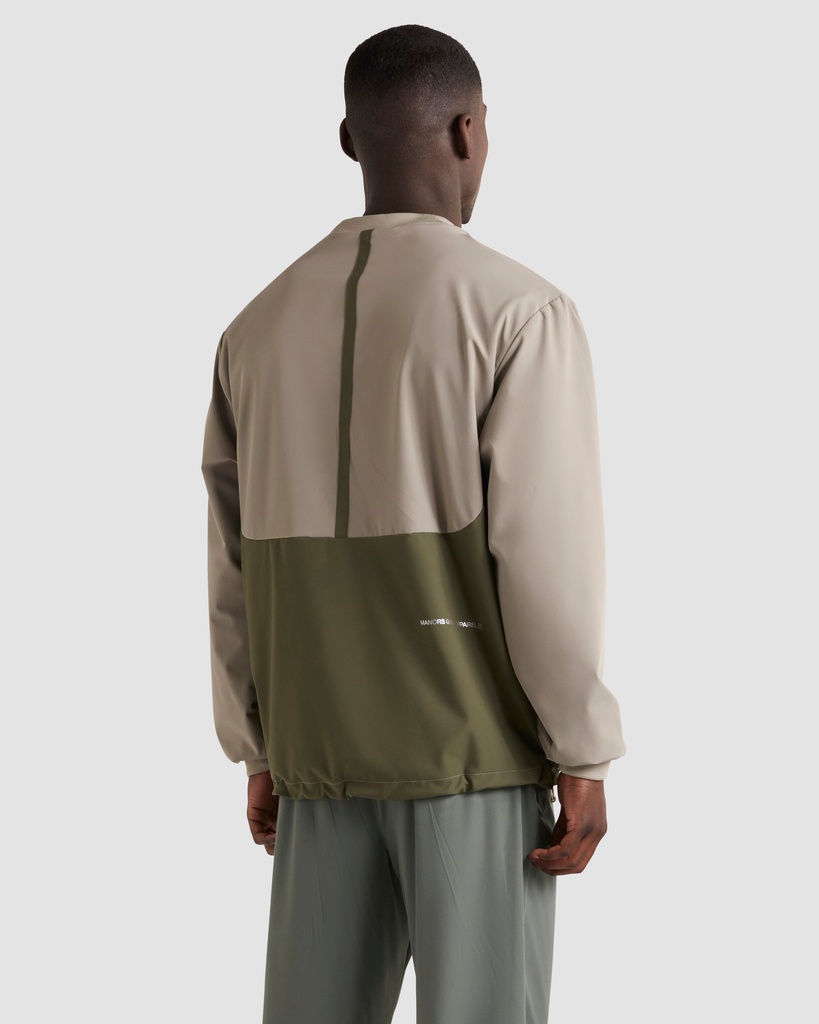 /GailesWindbreakerSand2_b1d964e3-5de7-44ce-a80f-d3672f021133.jpg?v=1695288845